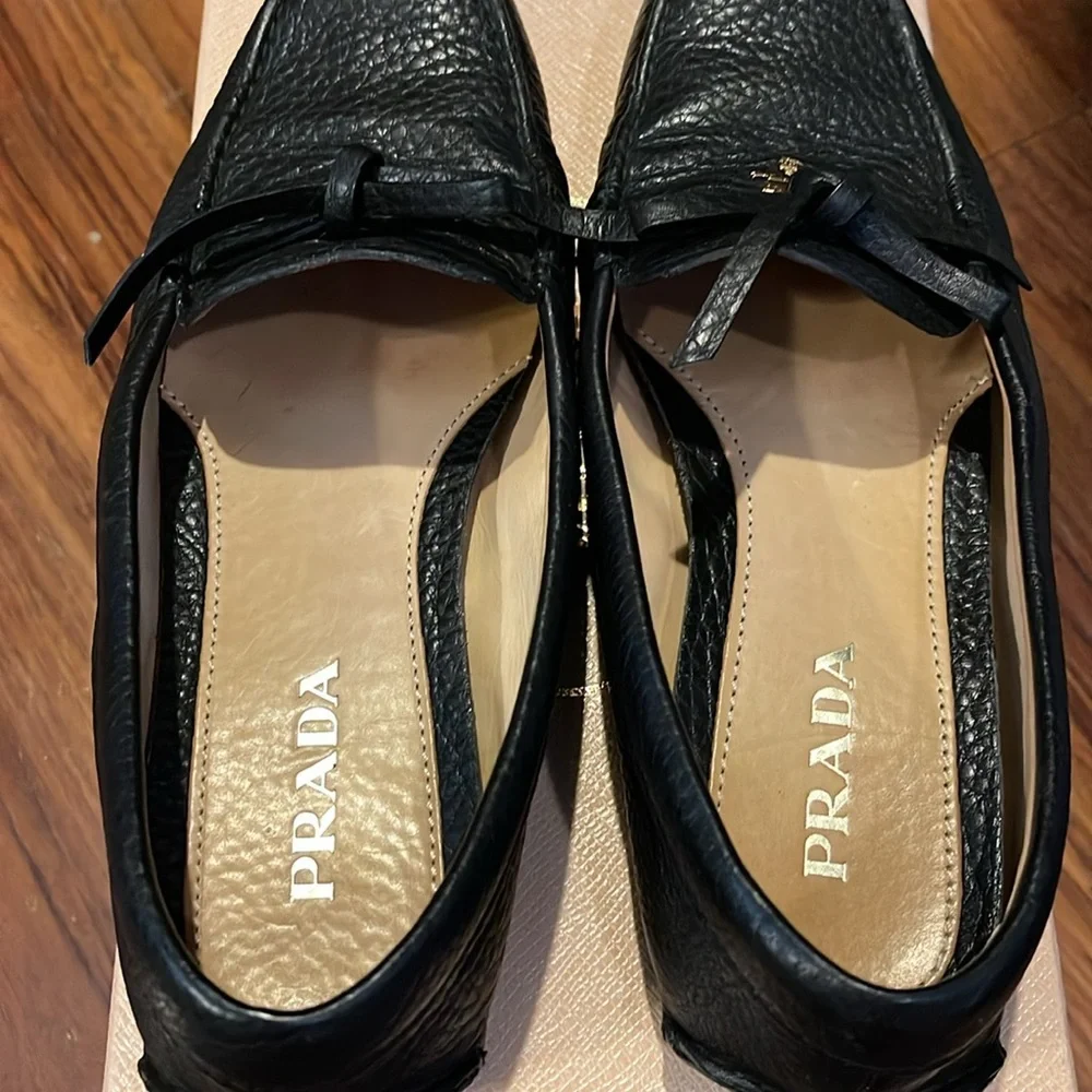 Prada black driving shoes - authentic - Picture 4 of 10